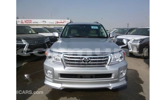 Acheter Import Voiture Toyota Land Cruiser Autre à Import - Dubai, Région de la Bouenza Acheter Import Voiture Toyota Land Cruiser Autre à Import - Dubai, Région de la Bouenza