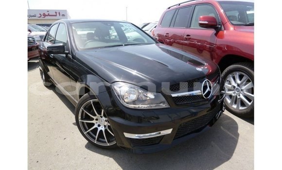 Buy Import Mercedes-Benz 200 Black Car in Import - Dubai in Region of Bouenza Buy Import Mercedes-Benz 200 Black Car in Import - Dubai in Region of Bouenza