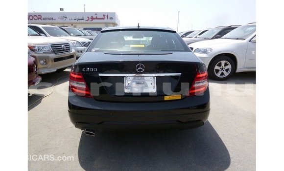 Buy Import Mercedes-Benz 200 Black Car in Import - Dubai in Region of Bouenza Buy Import Mercedes-Benz 200 Black Car in Import - Dubai in Region of Bouenza
