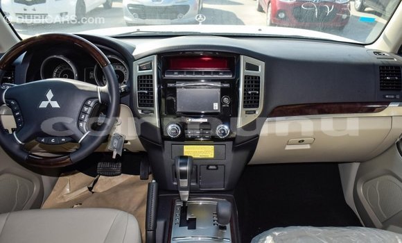 Buy Import Mitsubishi Pajero Other Car in Import - Dubai in Region of Bouenza Buy Import Mitsubishi Pajero Other Car in Import - Dubai in Region of Bouenza