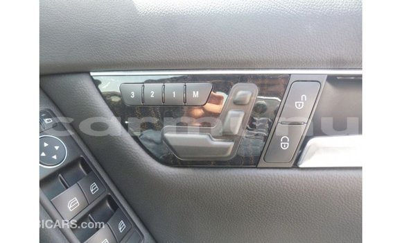 Buy Import Mercedes-Benz 200 Other Car in Import - Dubai in Region of Bouenza Buy Import Mercedes-Benz 200 Other Car in Import - Dubai in Region of Bouenza