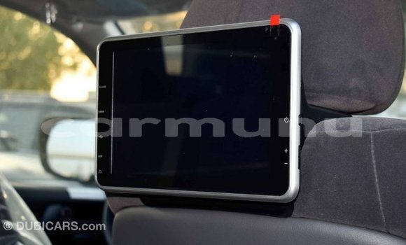 Buy Import Toyota Land Cruiser White Car in Import - Dubai in Region of Bouenza Buy Import Toyota Land Cruiser White Car in Import - Dubai in Region of Bouenza