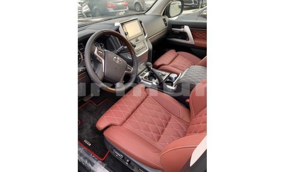 Buy Import Toyota Land Cruiser Black Car in Import - Dubai in Region of Bouenza Buy Import Toyota Land Cruiser Black Car in Import - Dubai in Region of Bouenza