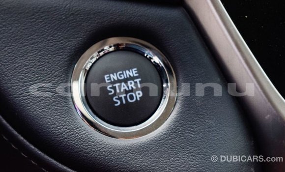 Buy Import Toyota Land Cruiser White Car in Import - Dubai in Region of Bouenza Buy Import Toyota Land Cruiser White Car in Import - Dubai in Region of Bouenza