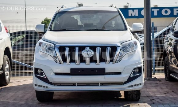 Acheter Import Voiture Toyota Prado Blanc à Import - Dubai, Région de la Bouenza Acheter Import Voiture Toyota Prado Blanc à Import - Dubai, Région de la Bouenza
