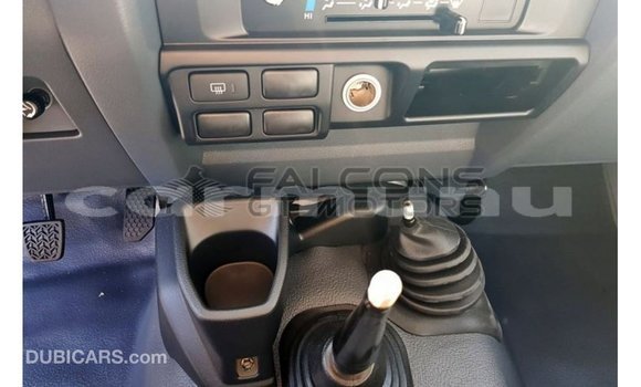 Buy Import Toyota Land Cruiser White Car in Import - Dubai in Region of Bouenza Buy Import Toyota Land Cruiser White Car in Import - Dubai in Region of Bouenza