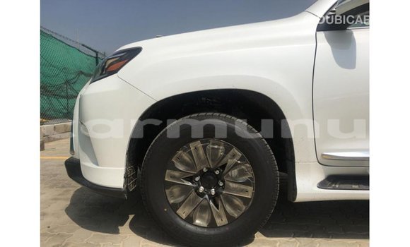 Acheter Import Voiture Lexus GX Blanc à Import - Dubai, Région de la Bouenza Acheter Import Voiture Lexus GX Blanc à Import - Dubai, Région de la Bouenza