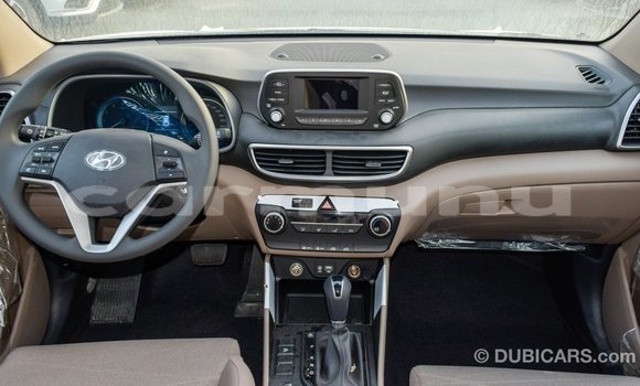 Buy Import Hyundai Tucson White Car in Import - Dubai in Region of Bouenza Buy Import Hyundai Tucson White Car in Import - Dubai in Region of Bouenza