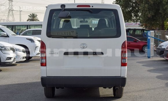 Buy Import Toyota Hiace White Car in Import - Dubai in Region of Bouenza Buy Import Toyota Hiace White Car in Import - Dubai in Region of Bouenza