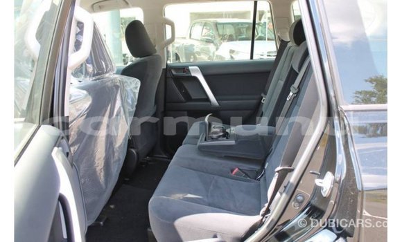 Buy Import Toyota Hilux Black Car in Import - Dubai in Region of Bouenza Buy Import Toyota Hilux Black Car in Import - Dubai in Region of Bouenza