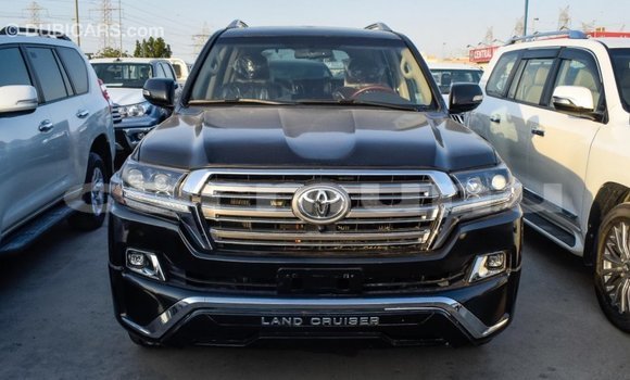 Acheter Import Voiture Toyota Land Cruiser Noir à Import - Dubai, Région de la Bouenza Acheter Import Voiture Toyota Land Cruiser Noir à Import - Dubai, Région de la Bouenza