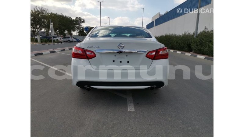 Big with watermark nissan altima region de la bouenza import dubai 3269