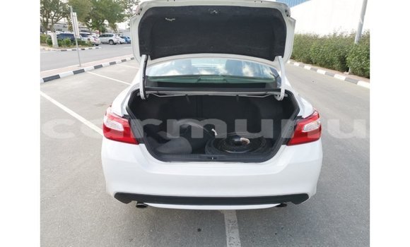 Buy Import Nissan Altima White Car in Import - Dubai in Region of Bouenza Buy Import Nissan Altima White Car in Import - Dubai in Region of Bouenza