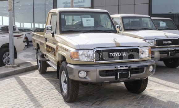 Acheter Import Voiture Toyota Land Cruiser Beige à Import - Dubai, Région de la Bouenza Acheter Import Voiture Toyota Land Cruiser Beige à Import - Dubai, Région de la Bouenza