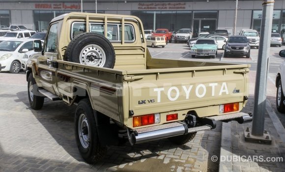 Acheter Import Voiture Toyota Land Cruiser Beige à Import - Dubai, Région de la Bouenza Acheter Import Voiture Toyota Land Cruiser Beige à Import - Dubai, Région de la Bouenza