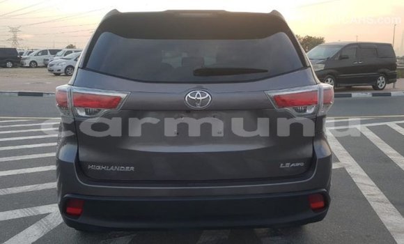 Buy Import Toyota Highlander Other Car in Import - Dubai in Region of Bouenza Buy Import Toyota Highlander Other Car in Import - Dubai in Region of Bouenza
