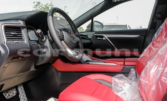 Acheter Import Voiture Lexus RX 300 Blanc à Import - Dubai, Région de la Bouenza Acheter Import Voiture Lexus RX 300 Blanc à Import - Dubai, Région de la Bouenza