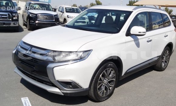 Buy Import Mitsubishi Outlander White Car in Import - Dubai in Region of Bouenza Buy Import Mitsubishi Outlander White Car in Import - Dubai in Region of Bouenza