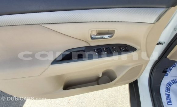 Buy Import Mitsubishi Outlander White Car in Import - Dubai in Region of Bouenza Buy Import Mitsubishi Outlander White Car in Import - Dubai in Region of Bouenza
