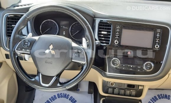Buy Import Mitsubishi Outlander White Car in Import - Dubai in Region of Bouenza Buy Import Mitsubishi Outlander White Car in Import - Dubai in Region of Bouenza