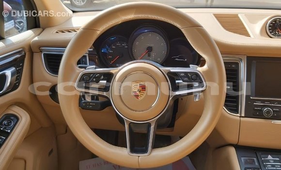 Buy Import Porsche Macan Other Car in Import - Dubai in Region of Bouenza Buy Import Porsche Macan Other Car in Import - Dubai in Region of Bouenza