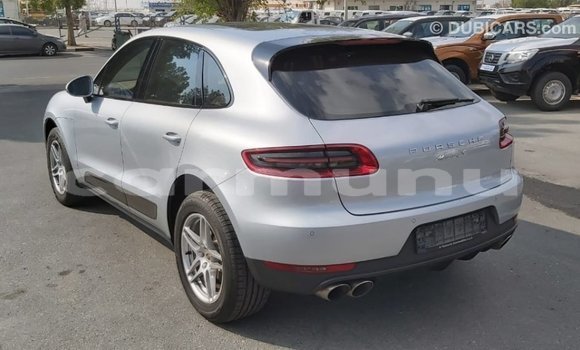 Buy Import Porsche Macan Other Car in Import - Dubai in Region of Bouenza Buy Import Porsche Macan Other Car in Import - Dubai in Region of Bouenza