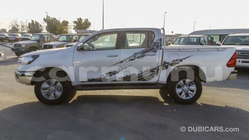 Big with watermark toyota hilux region de la bouenza import dubai 3321