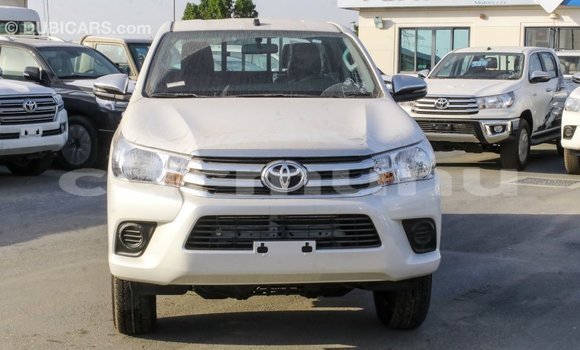 Acheter Import Voiture Toyota Hilux Blanc à Import - Dubai, Région de la Bouenza Acheter Import Voiture Toyota Hilux Blanc à Import - Dubai, Région de la Bouenza