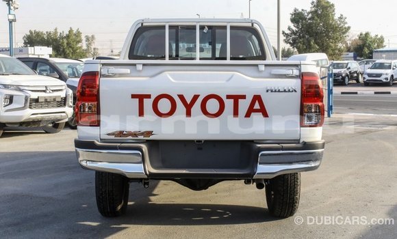 Acheter Import Voiture Toyota Hilux Blanc à Import - Dubai, Région de la Bouenza Acheter Import Voiture Toyota Hilux Blanc à Import - Dubai, Région de la Bouenza