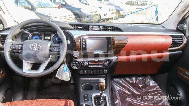 Big with watermark toyota hilux region de la bouenza import dubai 3325