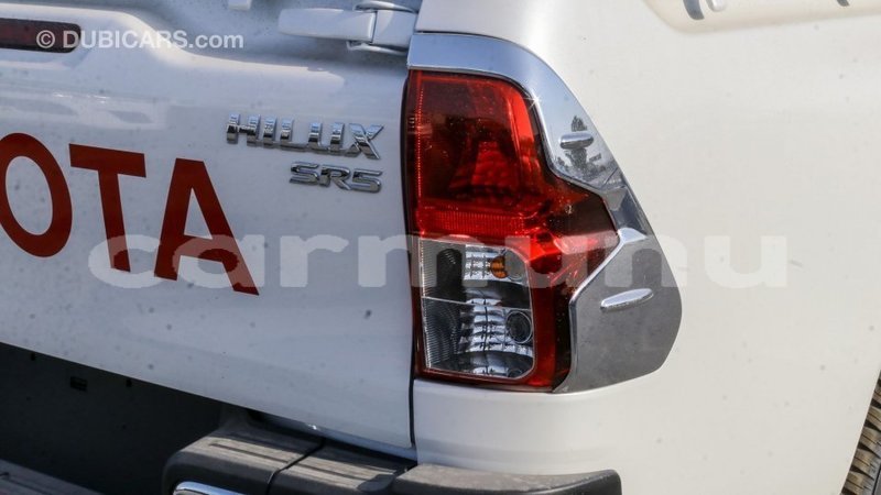 Big with watermark toyota hilux region de la bouenza import dubai 3325