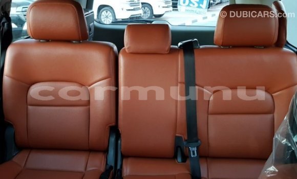 Buy Import Toyota Land Cruiser White Car in Import - Dubai in Region of Bouenza Buy Import Toyota Land Cruiser White Car in Import - Dubai in Region of Bouenza