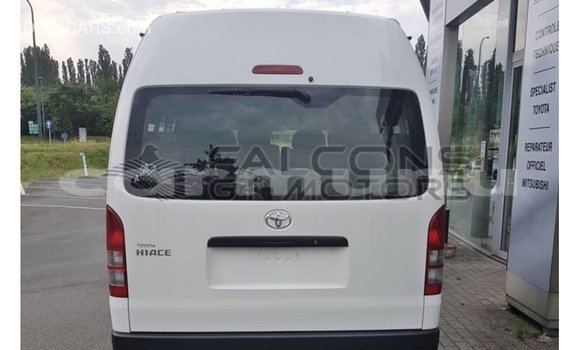 Buy Import Toyota Hiace White Car in Import - Dubai in Region of Bouenza Buy Import Toyota Hiace White Car in Import - Dubai in Region of Bouenza