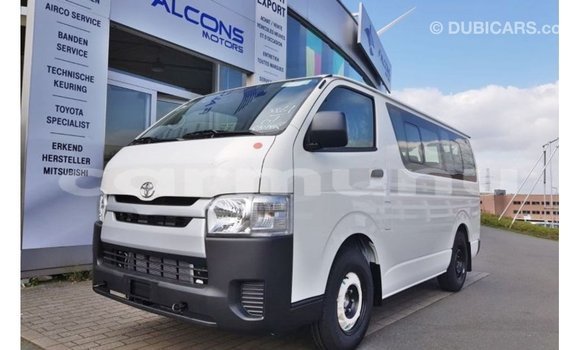 Buy Import Toyota Hiace White Car in Import - Dubai in Region of Bouenza Buy Import Toyota Hiace White Car in Import - Dubai in Region of Bouenza