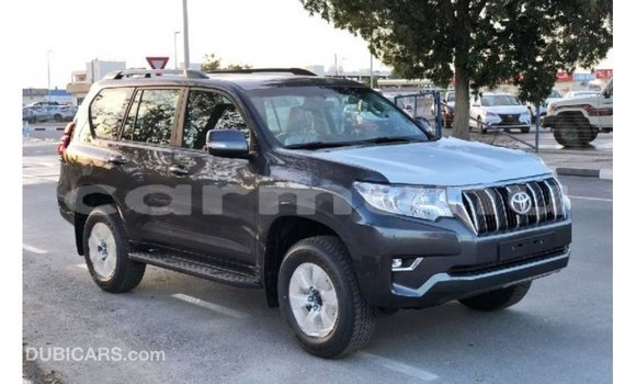 Acheter Import Voiture Toyota Prado Noir à Import - Dubai, Région de la Bouenza Acheter Import Voiture Toyota Prado Noir à Import - Dubai, Région de la Bouenza