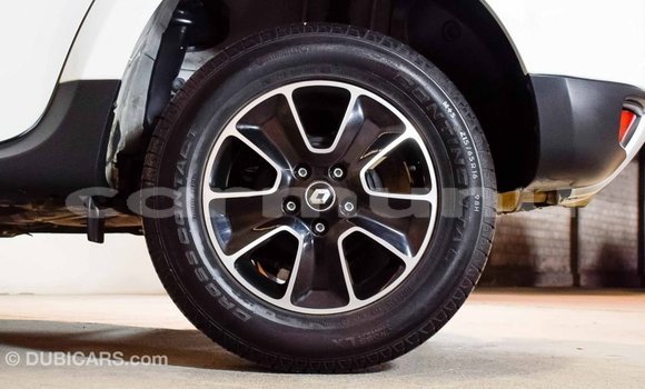 Acheter Import Voiture Renault Duster Blanc à Import - Dubai, Région de la Bouenza Acheter Import Voiture Renault Duster Blanc à Import - Dubai, Région de la Bouenza