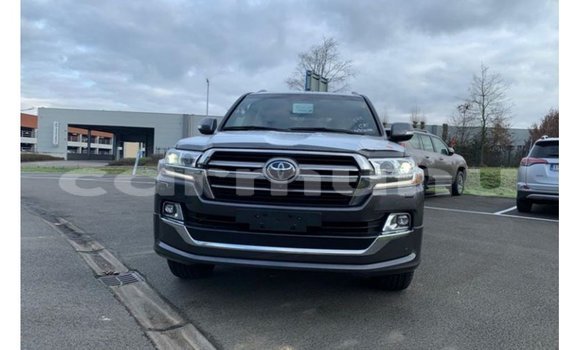 Buy Import Toyota Land Cruiser Other Car in Import - Dubai in Region of Bouenza Buy Import Toyota Land Cruiser Other Car in Import - Dubai in Region of Bouenza