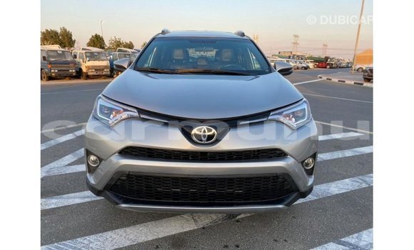 Buy Import Toyota HiAce Other Truck in Import - Dubai in Region of Bouenza Buy Import Toyota HiAce Other Truck in Import - Dubai in Region of Bouenza