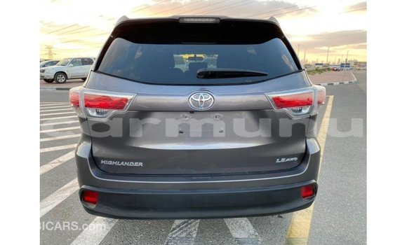 Buy Import Toyota Highlander Other Car in Import - Dubai in Region of Bouenza Buy Import Toyota Highlander Other Car in Import - Dubai in Region of Bouenza