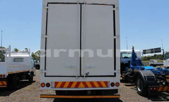 Acheter Occasion Utilitaire Isuzu FTR 850 Blanc à Brazzaville, Commune de Brazzaville Acheter Occasion Utilitaire Isuzu FTR 850 Blanc à Brazzaville, Commune de Brazzaville