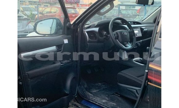 Buy Import Toyota Hilux Black Car in Import - Dubai in Region of Bouenza Buy Import Toyota Hilux Black Car in Import - Dubai in Region of Bouenza