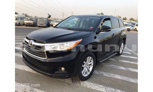 Acheter Import Voiture Toyota Highlander Noir à Import - Dubai, Région de la Bouenza Acheter Import Voiture Toyota Highlander Noir à Import - Dubai, Région de la Bouenza