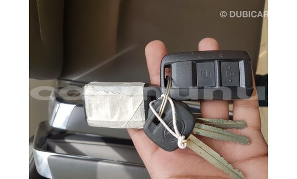 Buy Import Toyota Land Cruiser Beige Car in Import - Dubai in Region of Bouenza Buy Import Toyota Land Cruiser Beige Car in Import - Dubai in Region of Bouenza