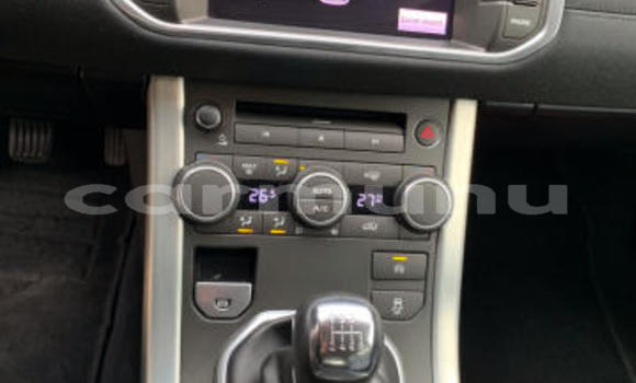 Buy Used Land Rover Range Rover Evoque White Car in Brazzaville in Municipality of Brazzaville Buy Used Land Rover Range Rover Evoque White Car in Brazzaville in Municipality of Brazzaville