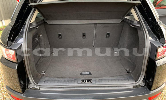 Buy Used Land Rover Range Rover Evoque White Car in Brazzaville in Municipality of Brazzaville Buy Used Land Rover Range Rover Evoque White Car in Brazzaville in Municipality of Brazzaville