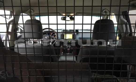 Buy Used Toyota Land Cruiser Green Car in Brazzaville in Municipality of Brazzaville Buy Used Toyota Land Cruiser Green Car in Brazzaville in Municipality of Brazzaville