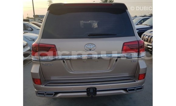 Buy Import Toyota Land Cruiser Other Car in Import - Dubai in Region of Bouenza Buy Import Toyota Land Cruiser Other Car in Import - Dubai in Region of Bouenza