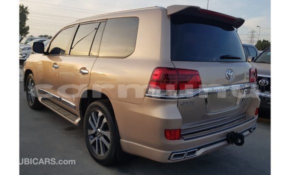 Buy Import Toyota Land Cruiser Other Car in Import - Dubai in Region of Bouenza Buy Import Toyota Land Cruiser Other Car in Import - Dubai in Region of Bouenza