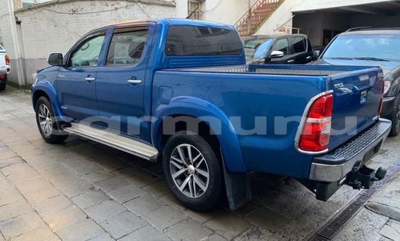 Buy Used Toyota Hilux Blue Car in Brazzaville in Municipality of Brazzaville Buy Used Toyota Hilux Blue Car in Brazzaville in Municipality of Brazzaville