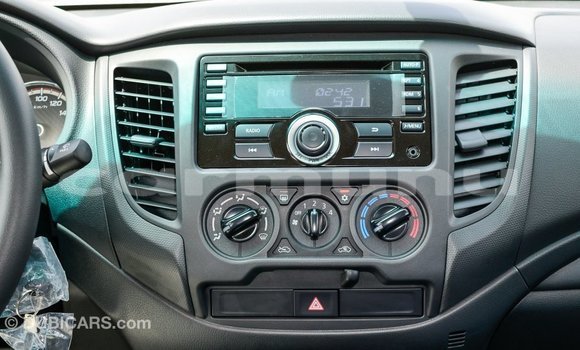 Acheter Import Voiture Mitsubishi L200 Blanc à Import - Dubai, Région de la Bouenza Acheter Import Voiture Mitsubishi L200 Blanc à Import - Dubai, Région de la Bouenza